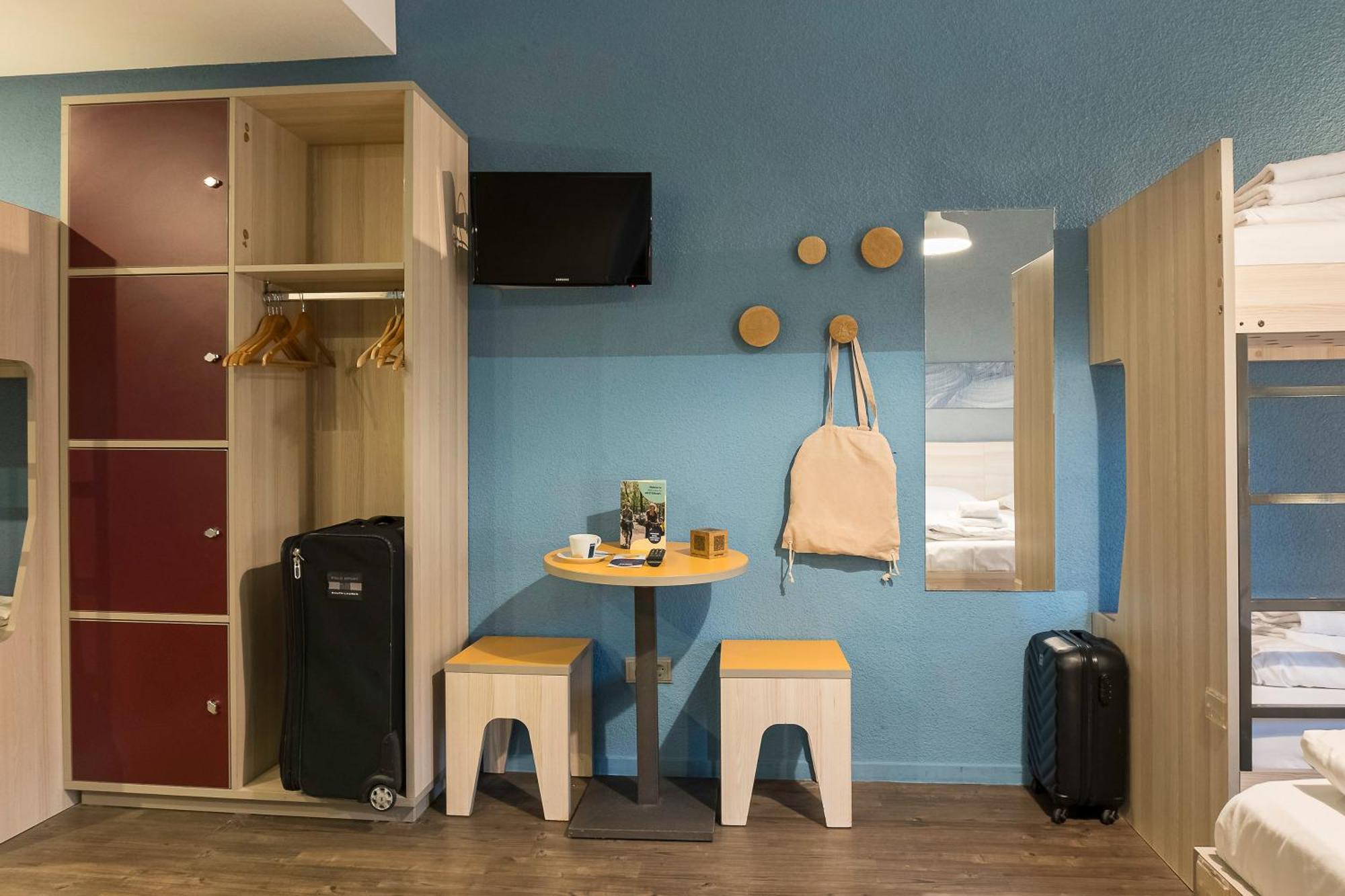 Meininger Hotel Amsterdam City West Exterior photo